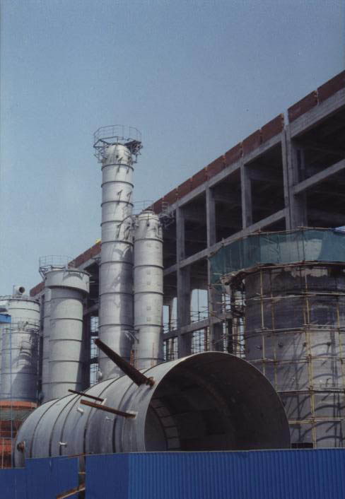 日照30萬(wàn)噸漿廠蒸煮罐現(xiàn)場(chǎng)制造1